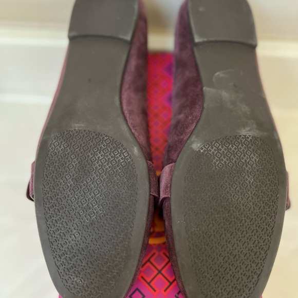 Tory Burch Marsden Flat burgundy/Malbec suede Size 9 - Picture 9 of 9